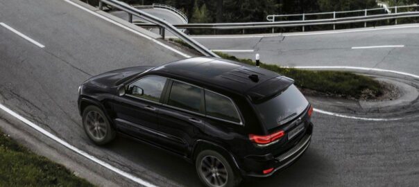Jaguar xe con 81330 kilómetros de 2021 de segunda mano en Madrid